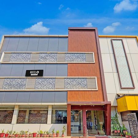 Super Hotel O Perungalathur Near Bus Stand Chennai Eksteriør billede