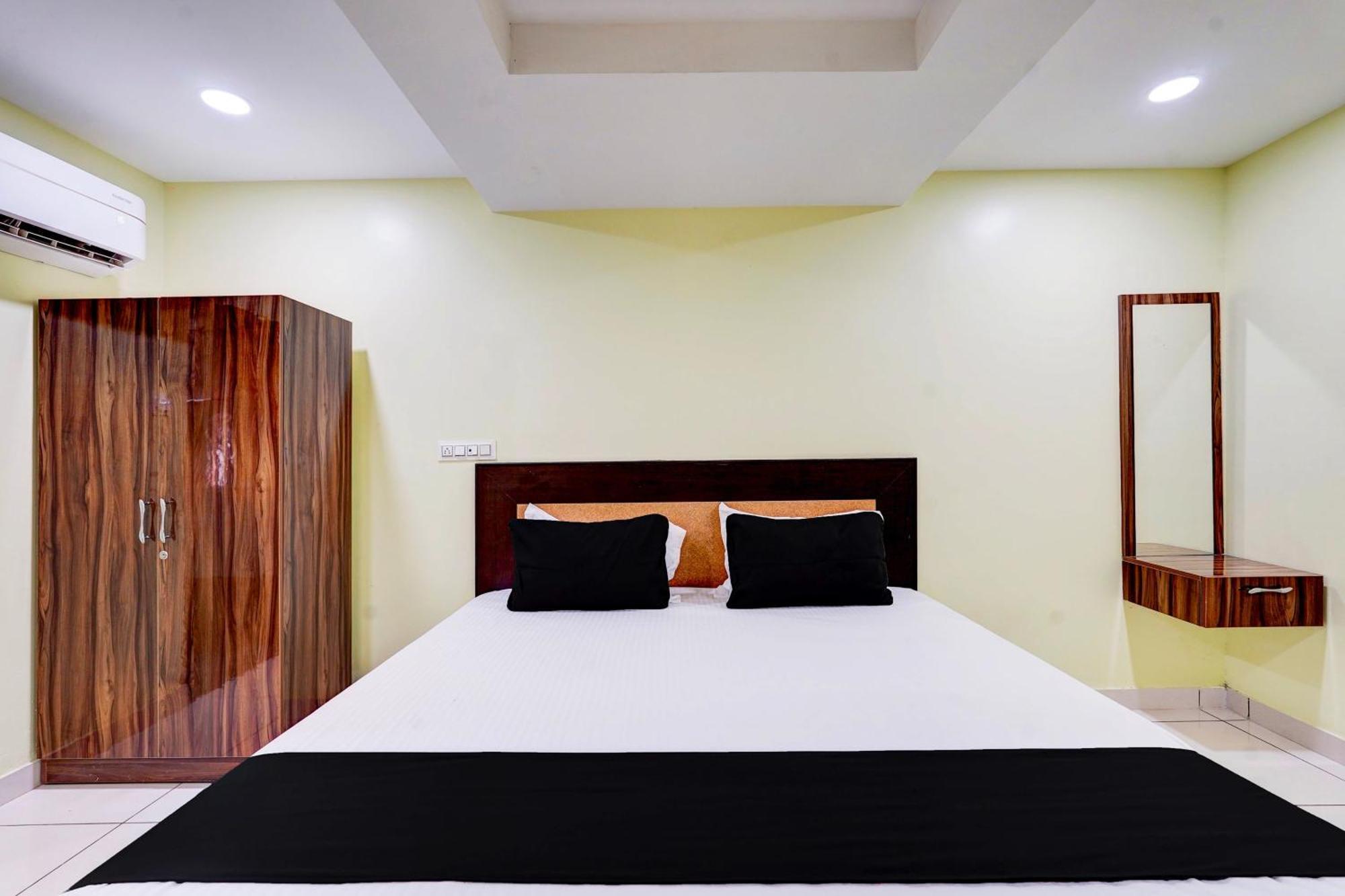 Super Hotel O Perungalathur Near Bus Stand Chennai Eksteriør billede