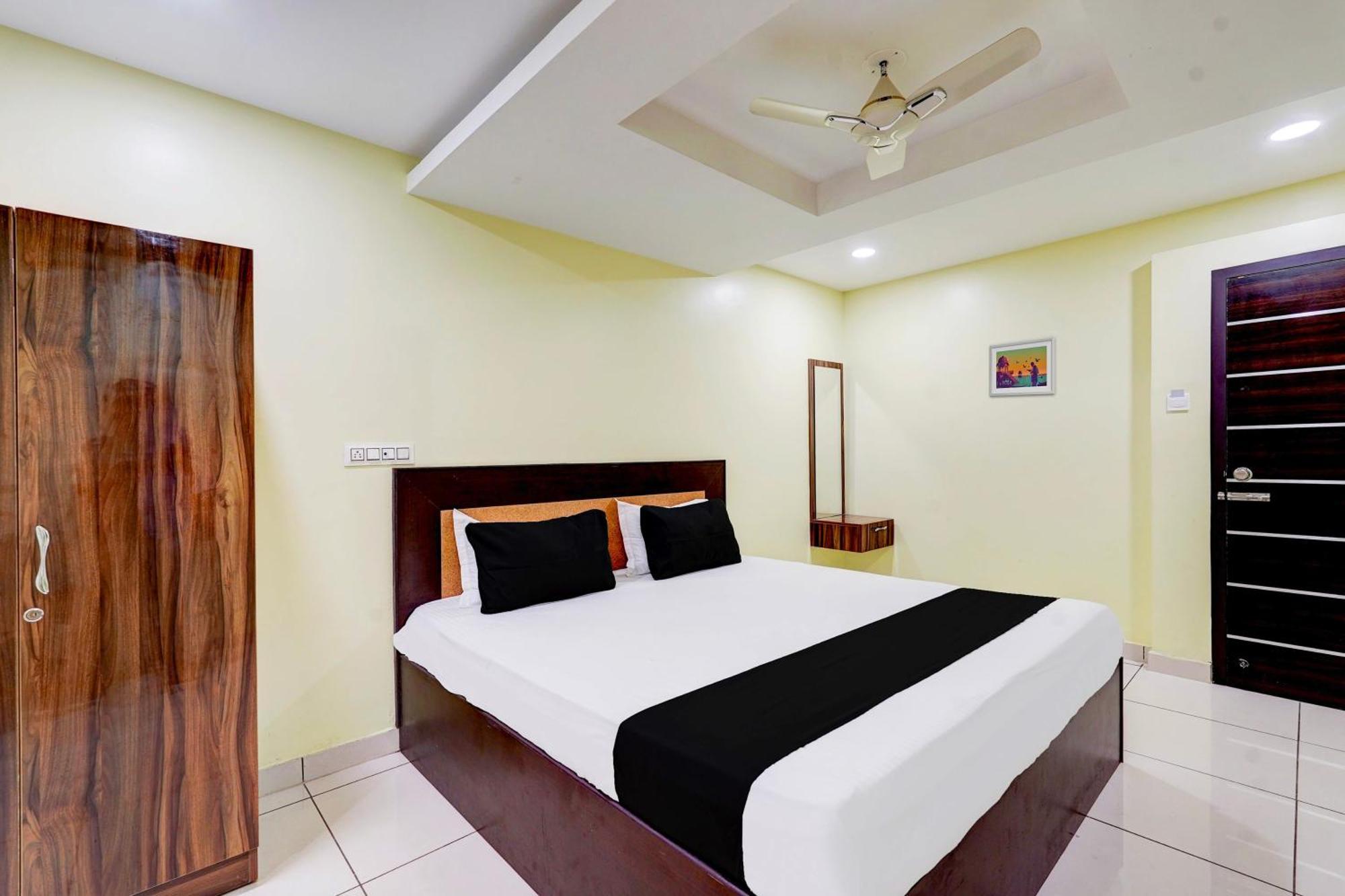 Super Hotel O Perungalathur Near Bus Stand Chennai Eksteriør billede